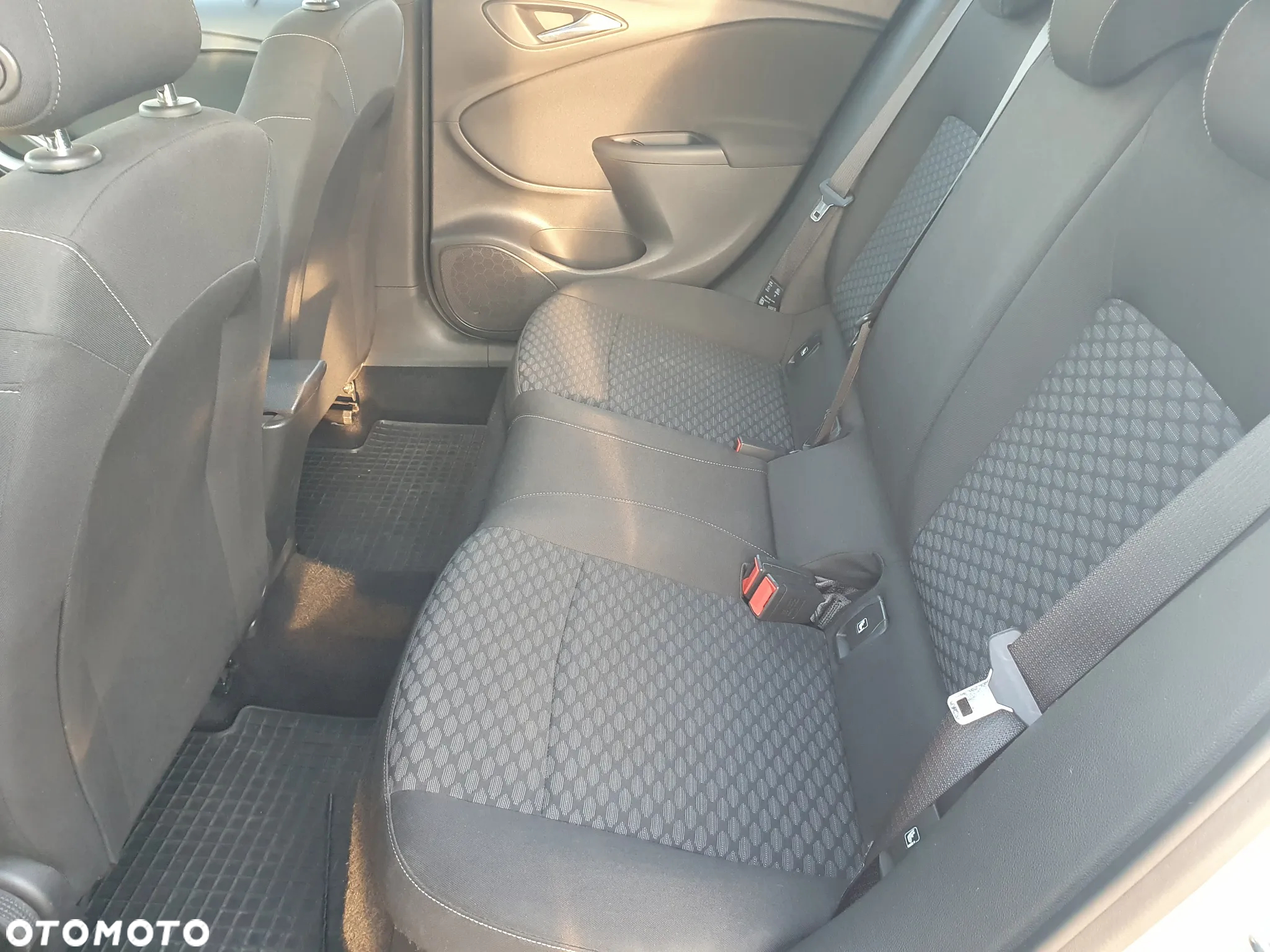 Opel Astra V 1.6 CDTI Enjoy - 16