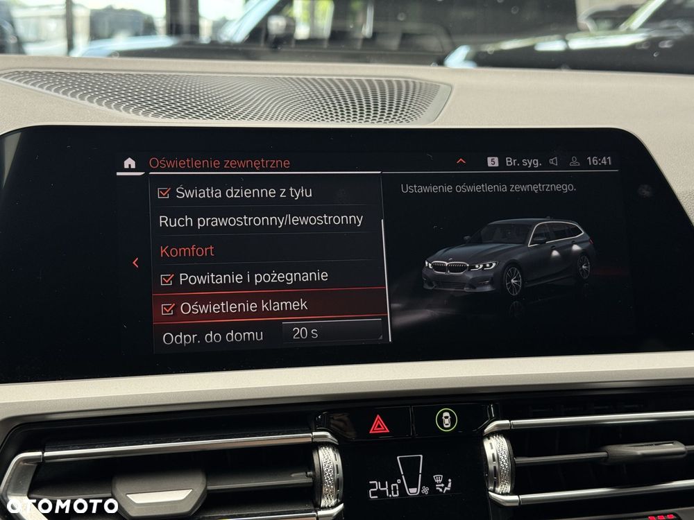 BMW Seria 3 318i - 33