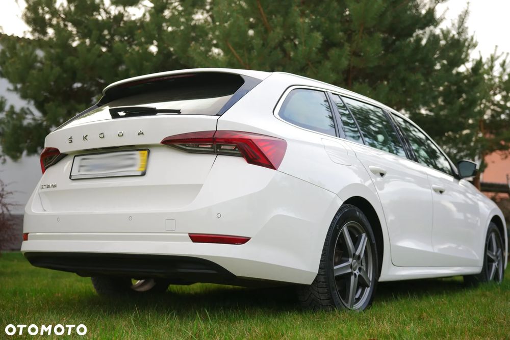 Skoda Octavia 2.0 TDI Style - 3