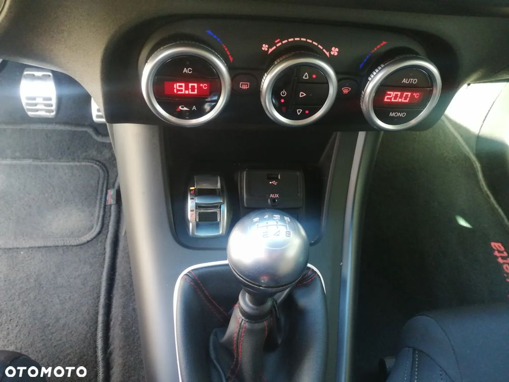 Alfa Romeo Giulietta 1.4 TB MultiAir Distinctive - 11