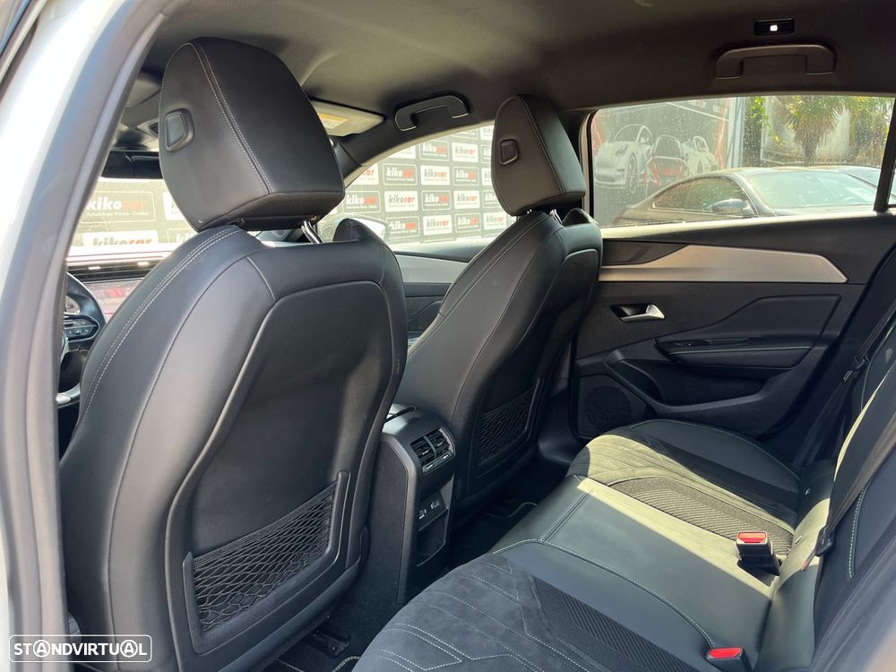 Peugeot 308 1.5 BlueHDi GT Line EAT8 - 44