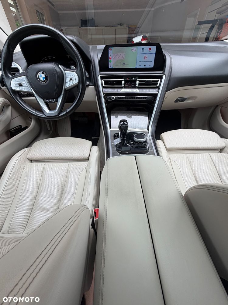 BMW Seria 8 840i xDrive - 26