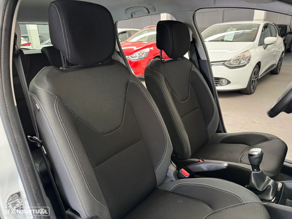 Renault Clio Sport Tourer 1.5 dCi Confort 82g - 17