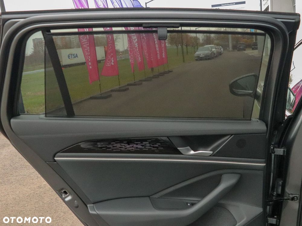 Volkswagen Passat - 15