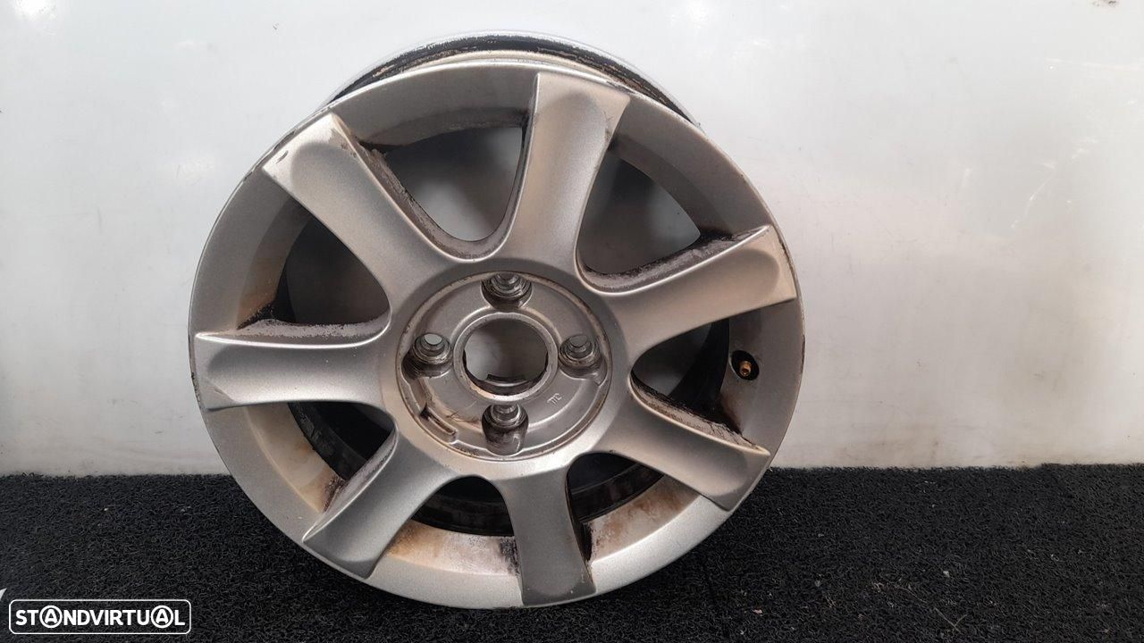 PNEU PEUGEOT 1007 - 1