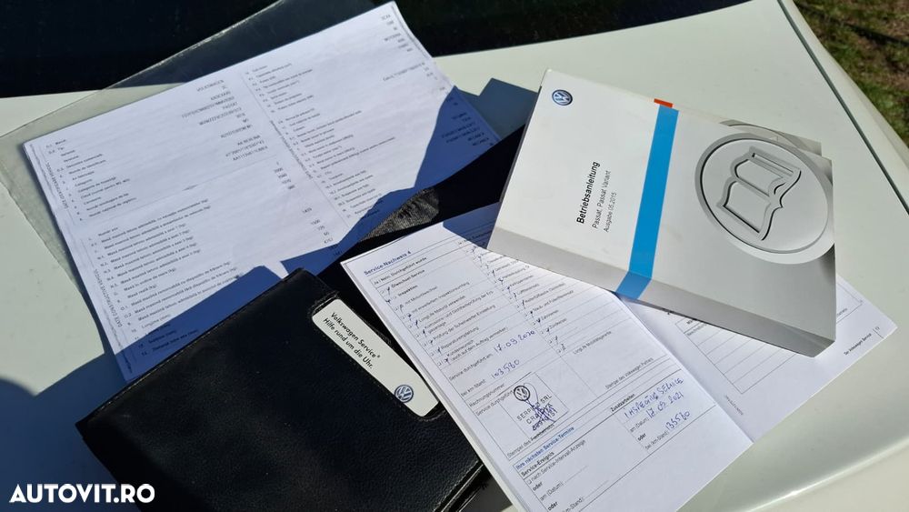 Volkswagen Passat - 24