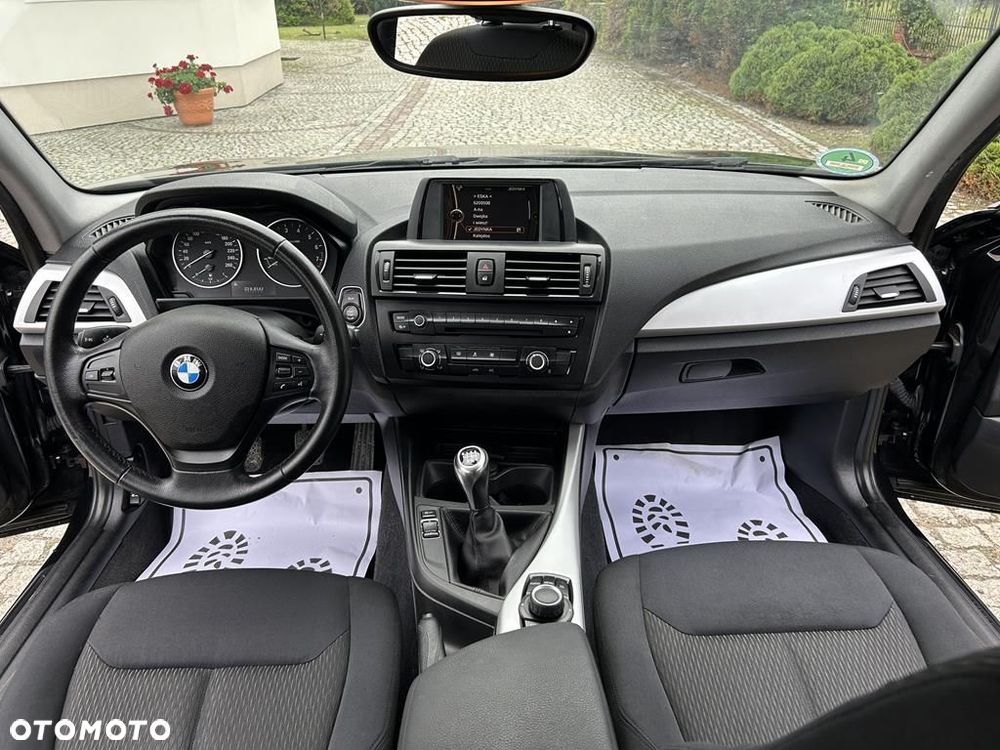 BMW Seria 1 116i - 6