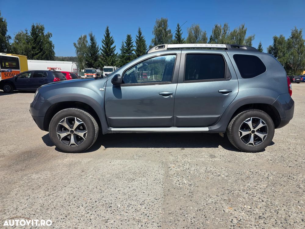 Dacia Duster dCi 110 FAP 4x2 Blackshadow - 5