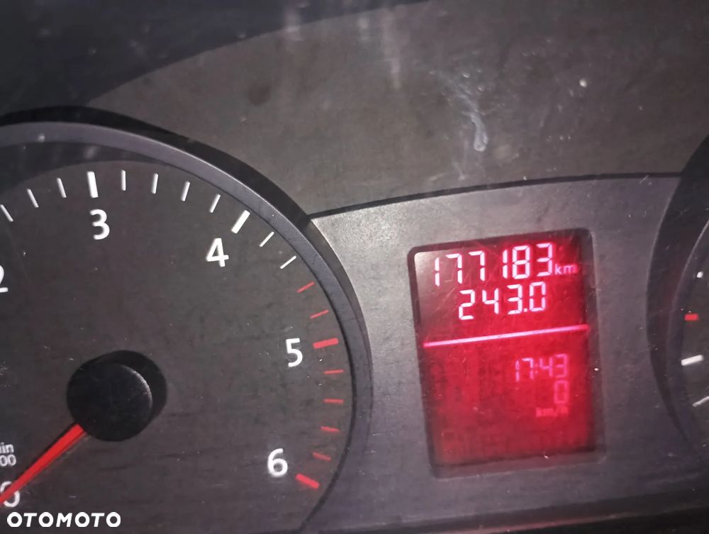 Volkswagen Crafter - 14