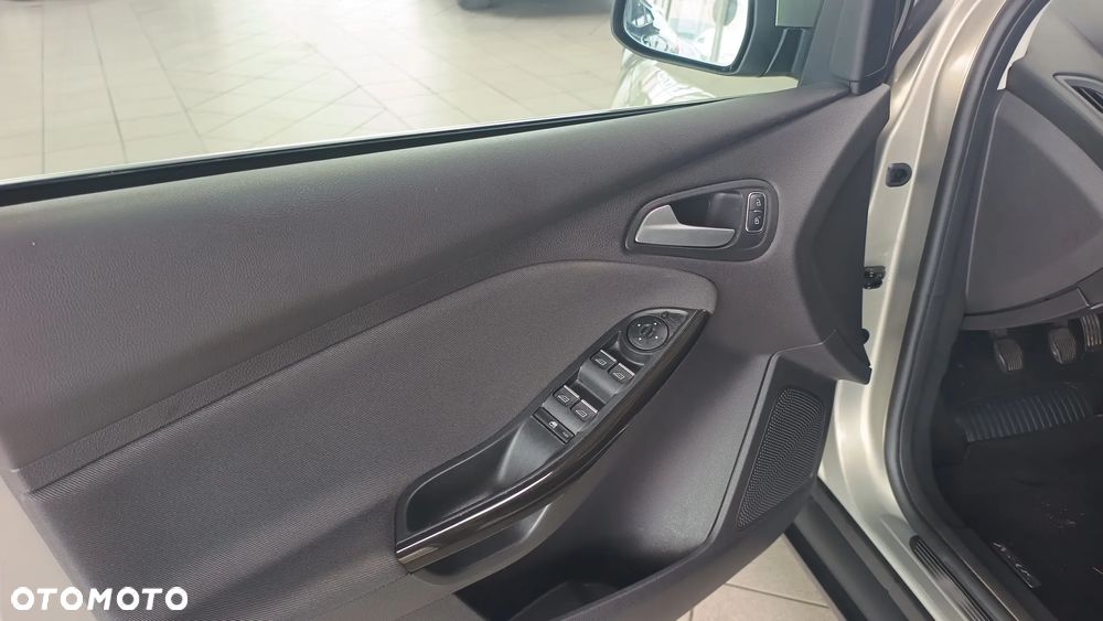 Ford Focus - 17