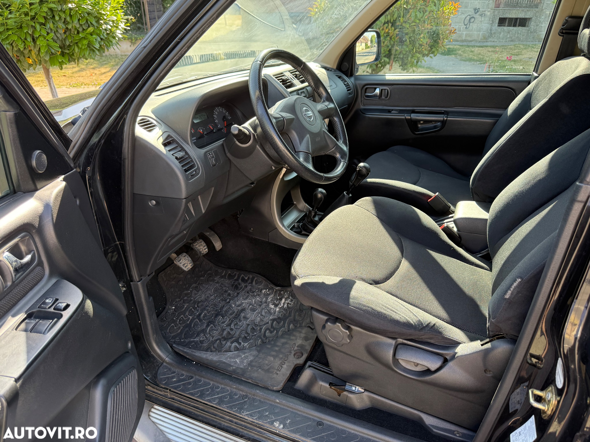 Nissan Terrano 3.0 TDI Luxury - 7