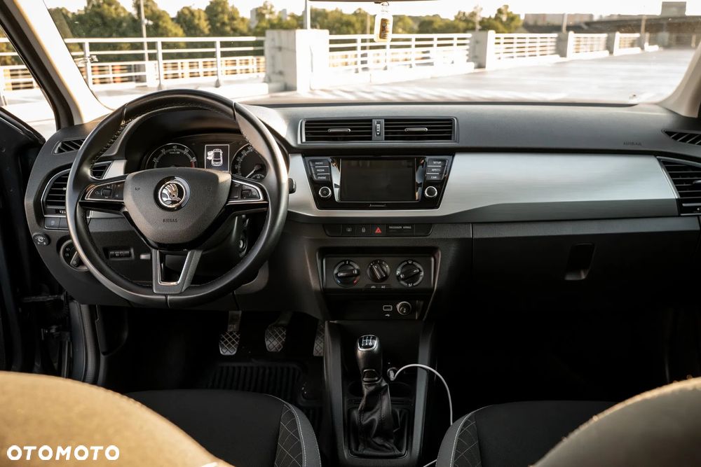 Skoda Fabia 1.0 Ambition - 17
