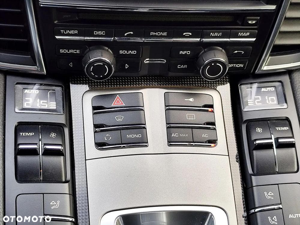 Porsche Panamera 4S PDK - 26