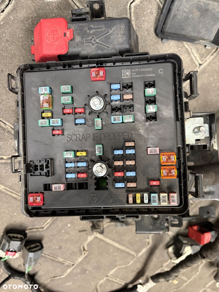 SKRZYNKA BEZPIECZNIKÓW kompletna TRANSIT MK8 LIFT KK3T14D068CD - 2