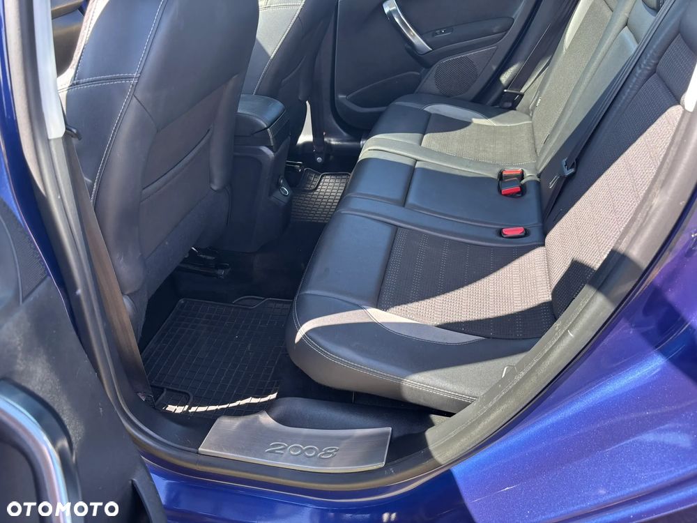 Peugeot 2008 PureTech 82 Allure - 20