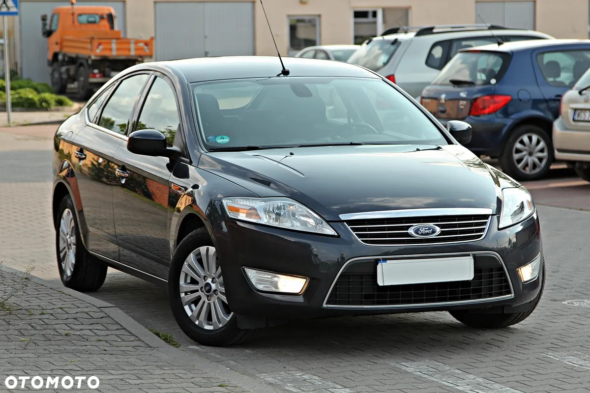 Ford Mondeo 2.0 Ghia - 2