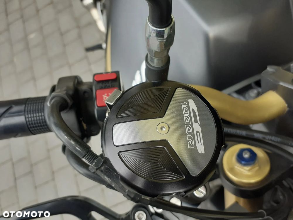 Honda CB - 8
