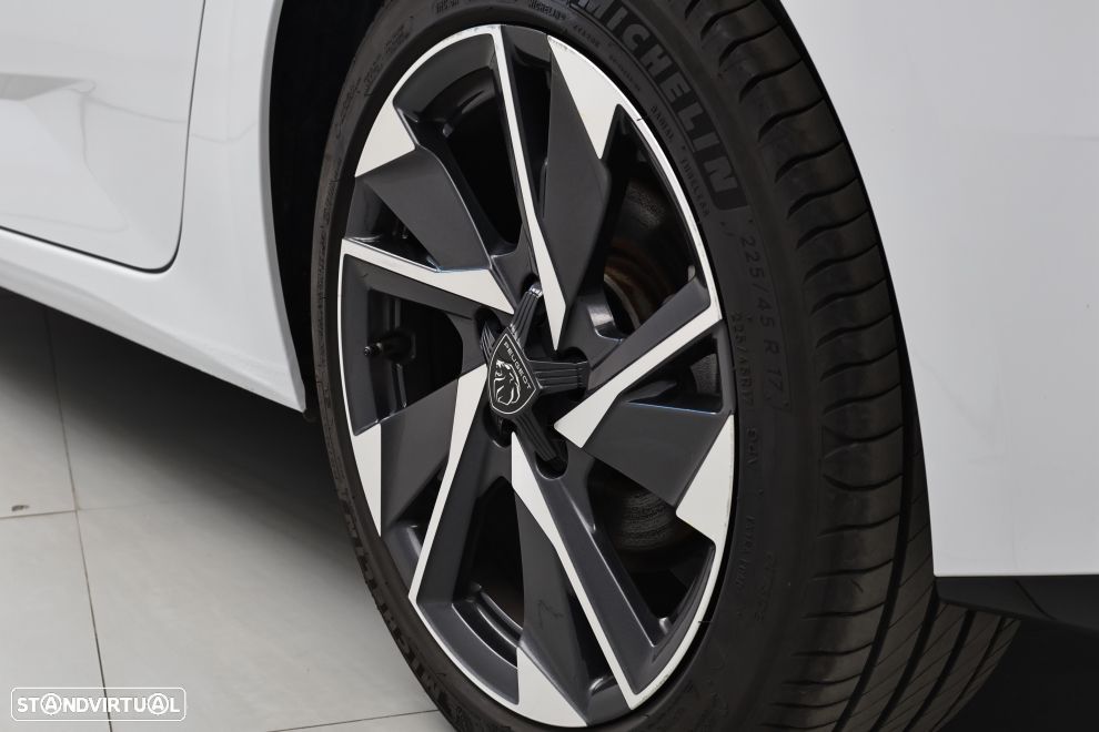 Peugeot 308 SW 1.2 PureTech Allure EAT8 - 13