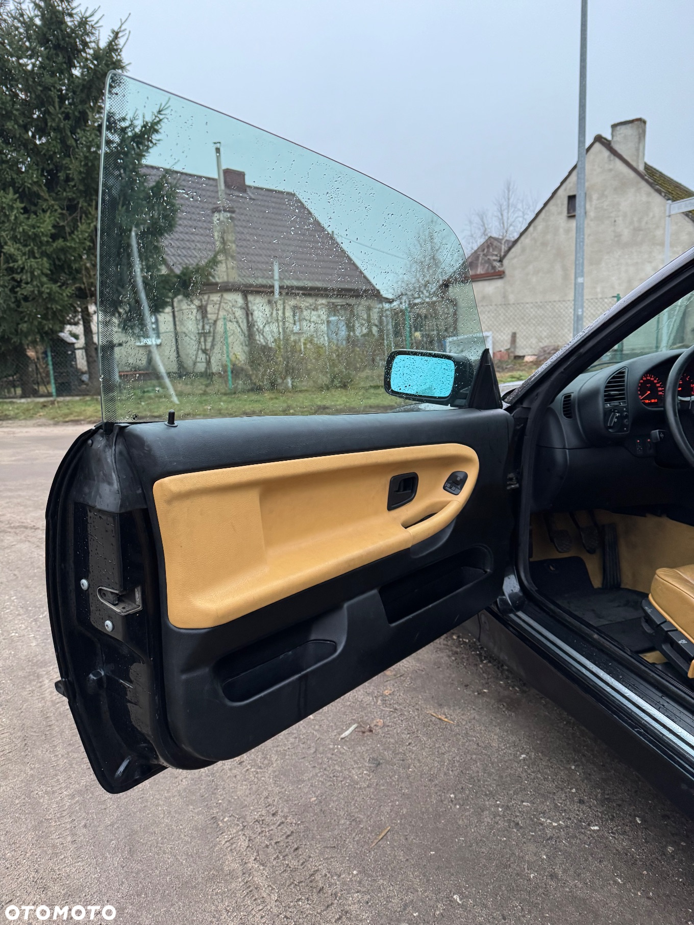 BMW Seria 3 318i Cabriolet - 15