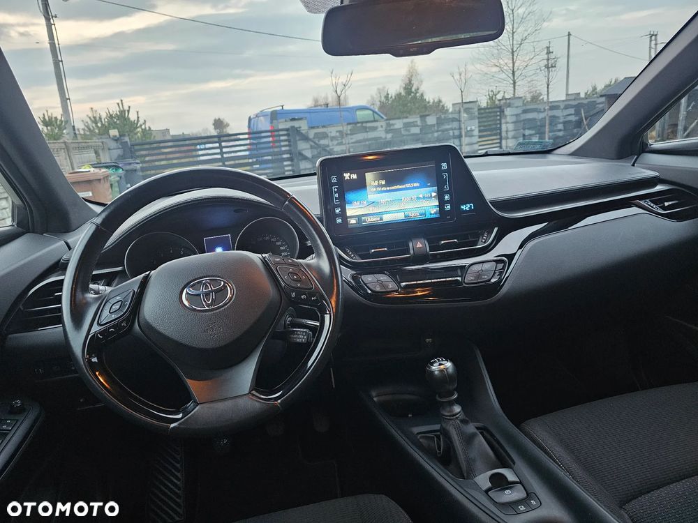 Toyota C-HR 1.2 T GPF Premium - 10
