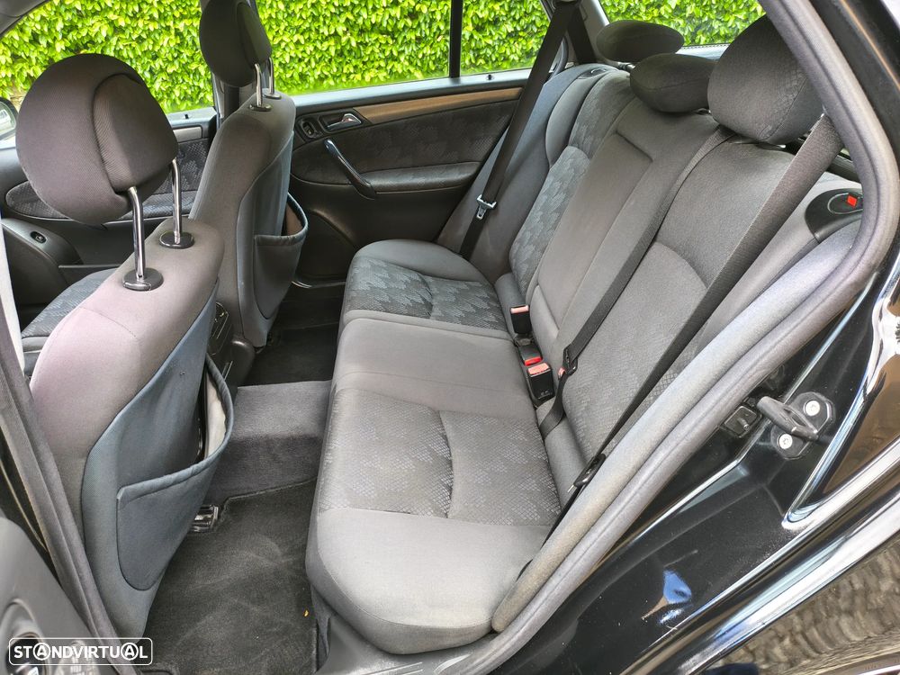 Mercedes-Benz C 200 T CDI Avantgarde - 27