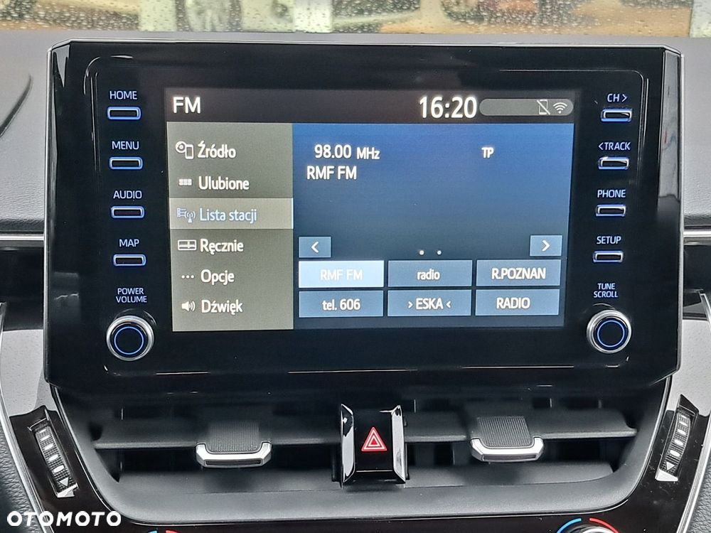 Toyota Corolla 2.0 Hybrid Comfort - 12