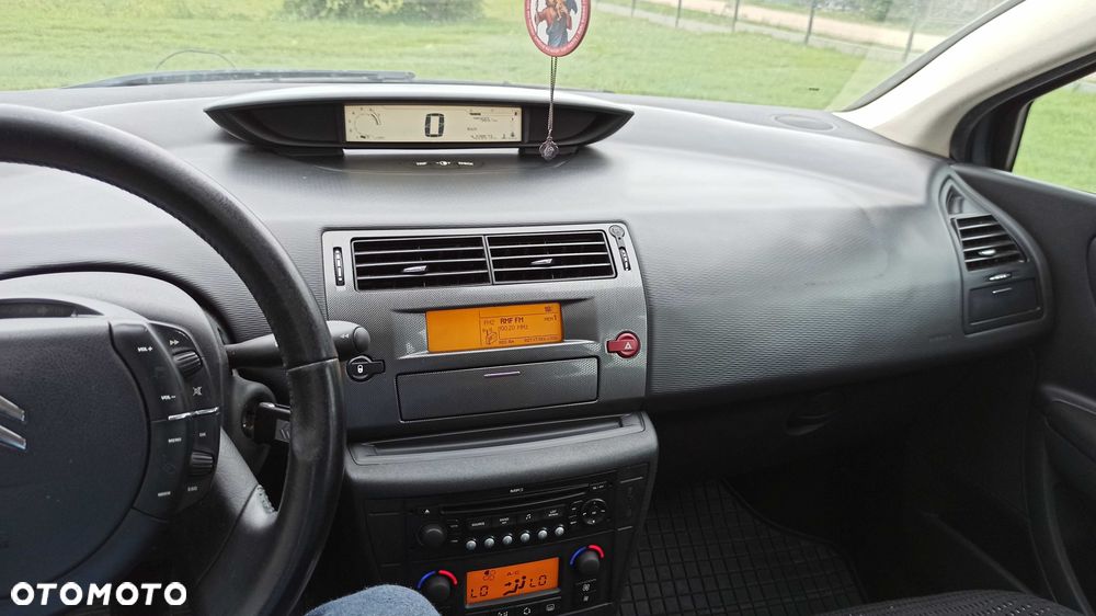 Citroën C4 - 4