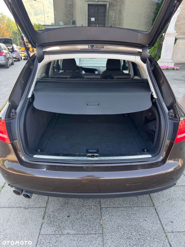 Audi A4 Avant - 14