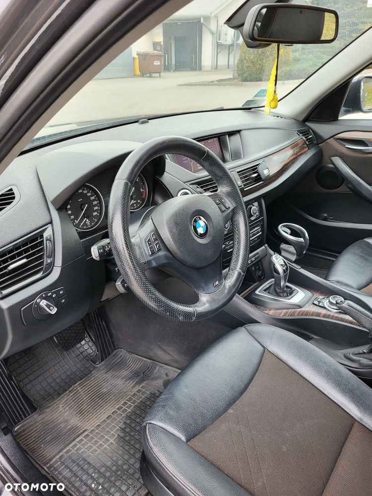 BMW X1 xDrive20d xLine - 7