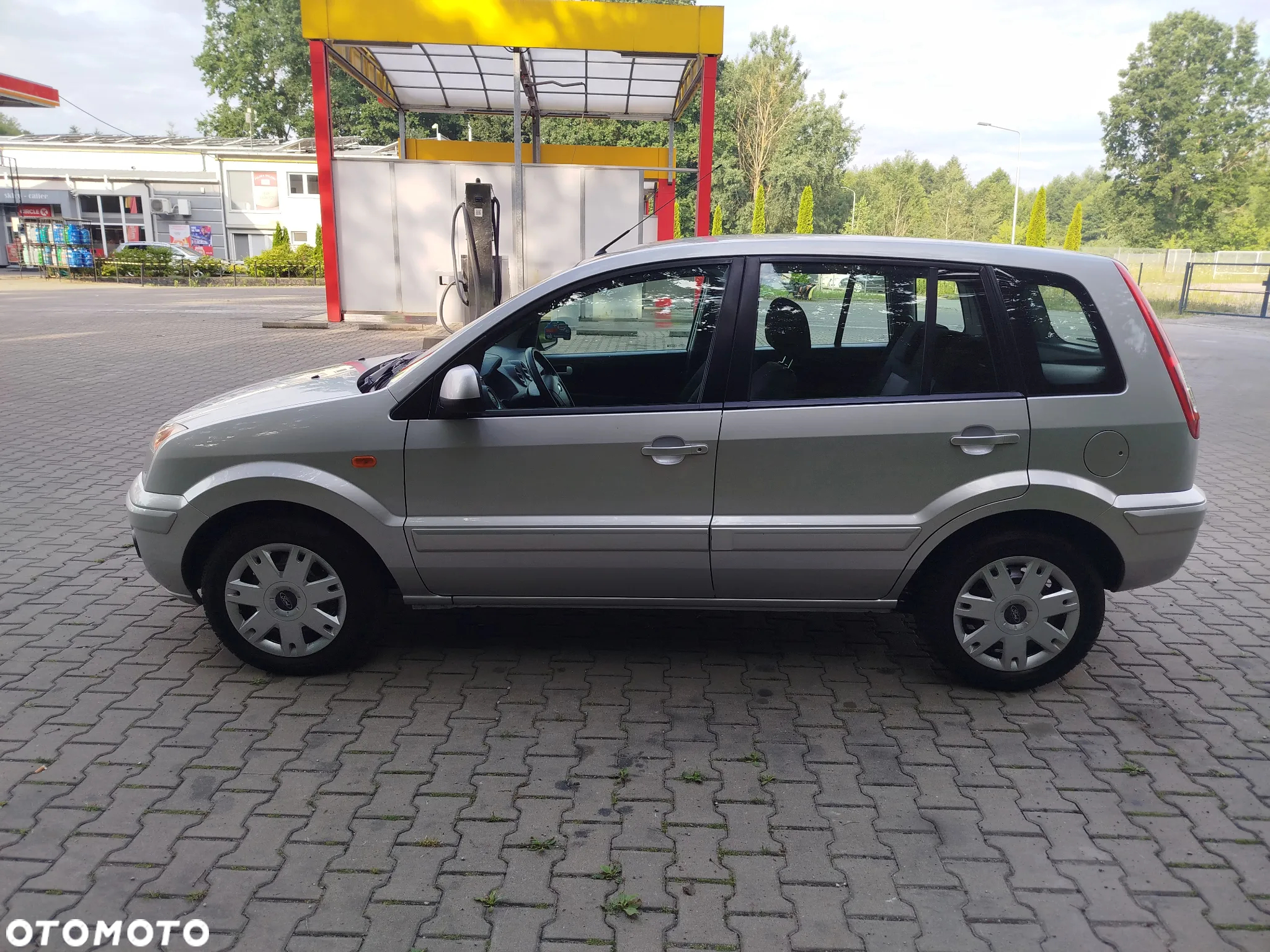 Ford Fusion 1.6 Elegance - 9