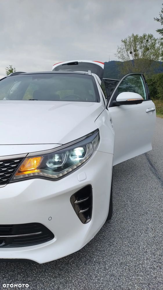 Kia Optima 2.0 T-GDI GT - 12