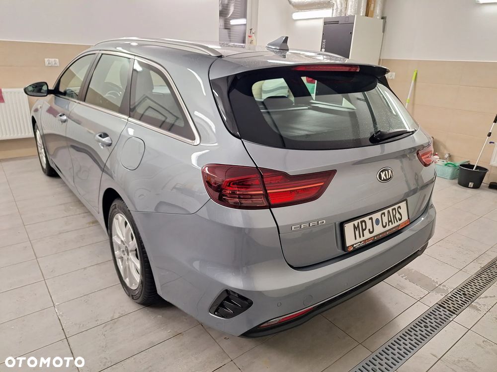 Kia Ceed 1.4 CVVT ISG Dream Team Edition - 10