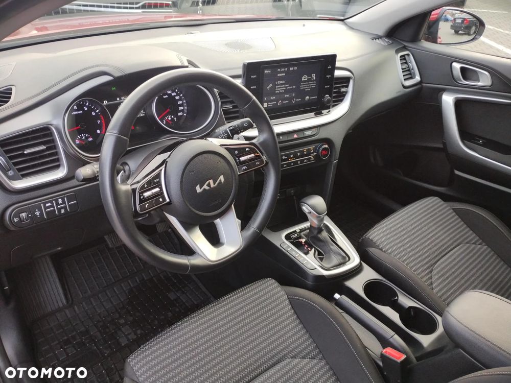 Kia Ceed 1.5 T-GDI M DCT - 9