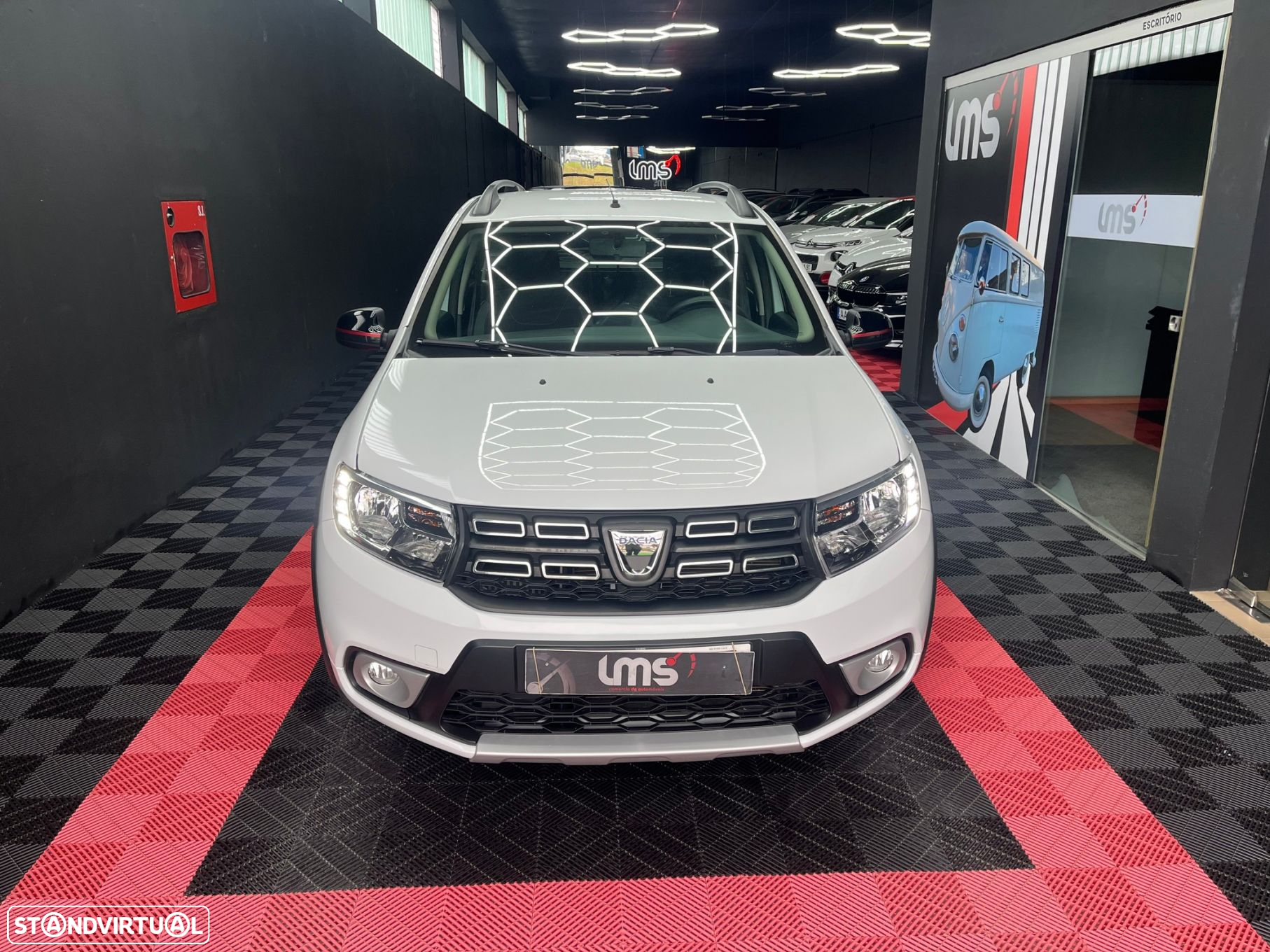 Dacia Logan MCV 0.9 TCe Stepway - 2