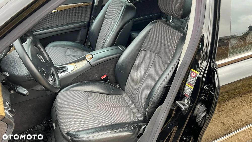 Mercedes-Benz Klasa E 220 CDI T Avantgarde - 17