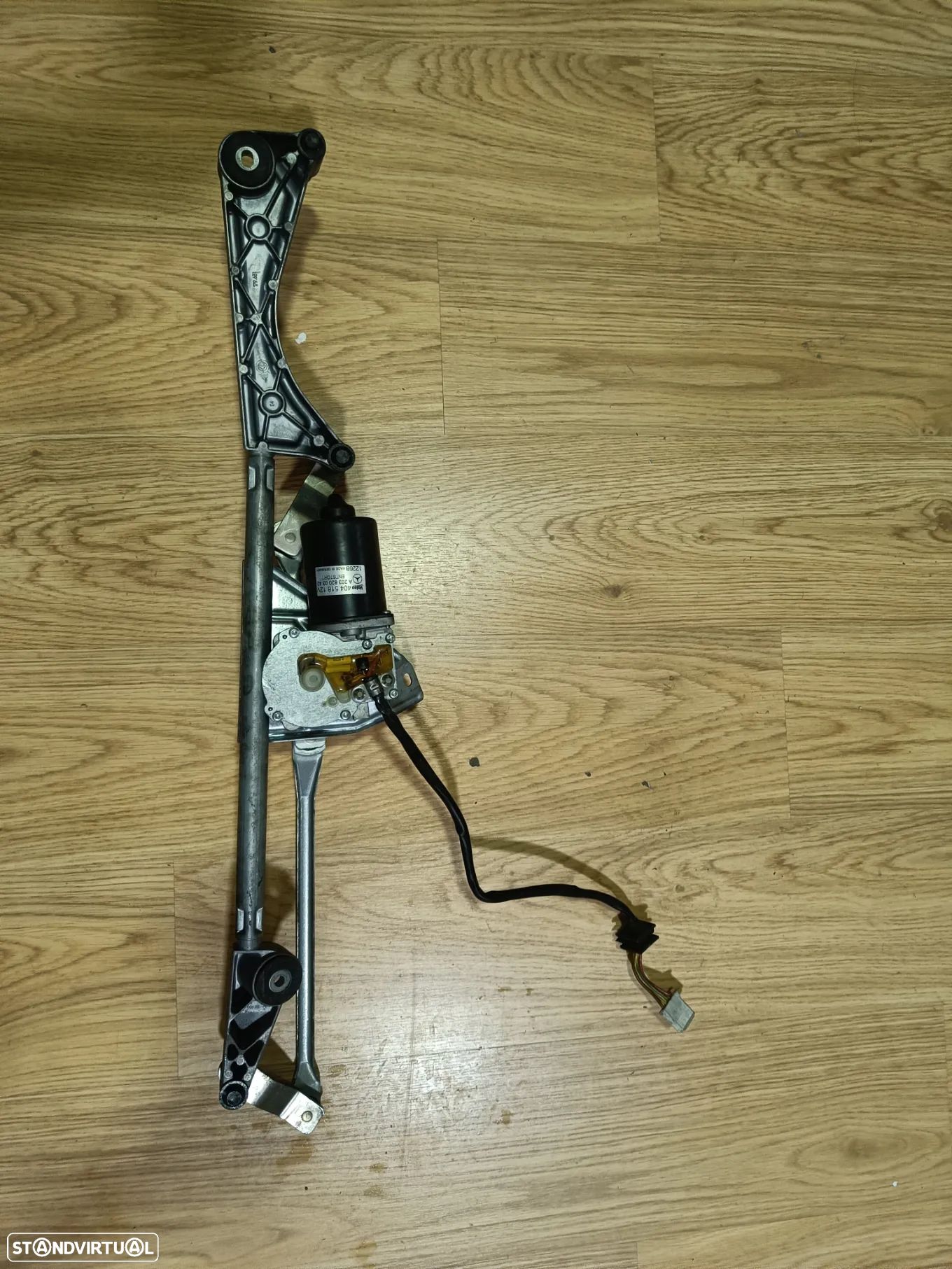 Motor limpa vidros Mercedes w203 classe C 2004 - 1