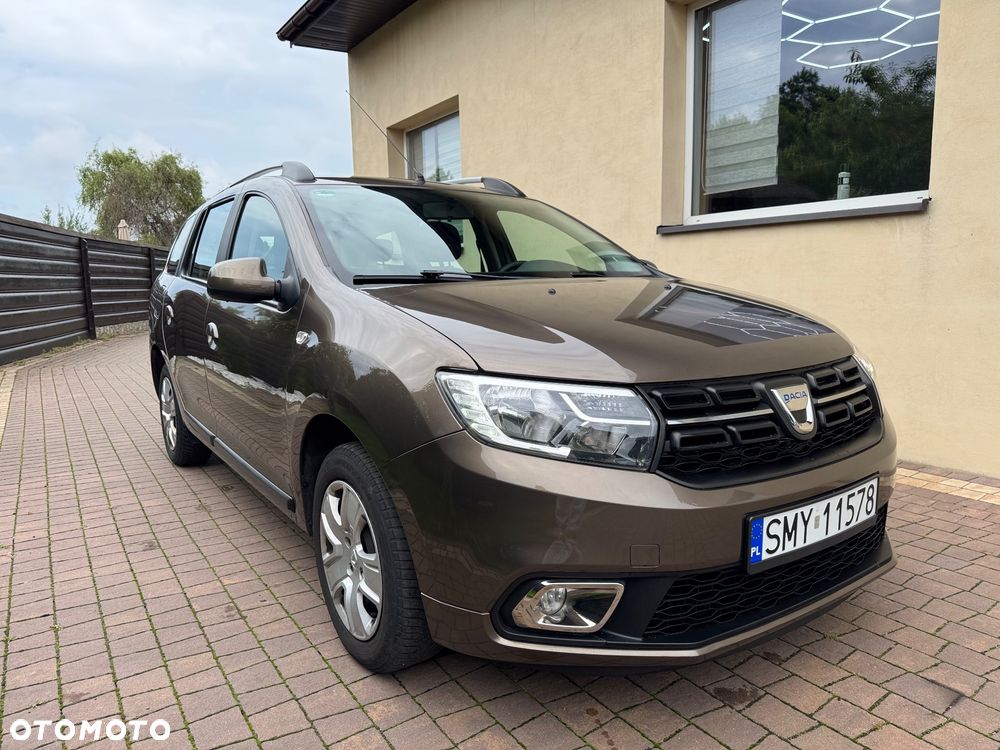 Dacia Logan TCe 90 Celebration - 5