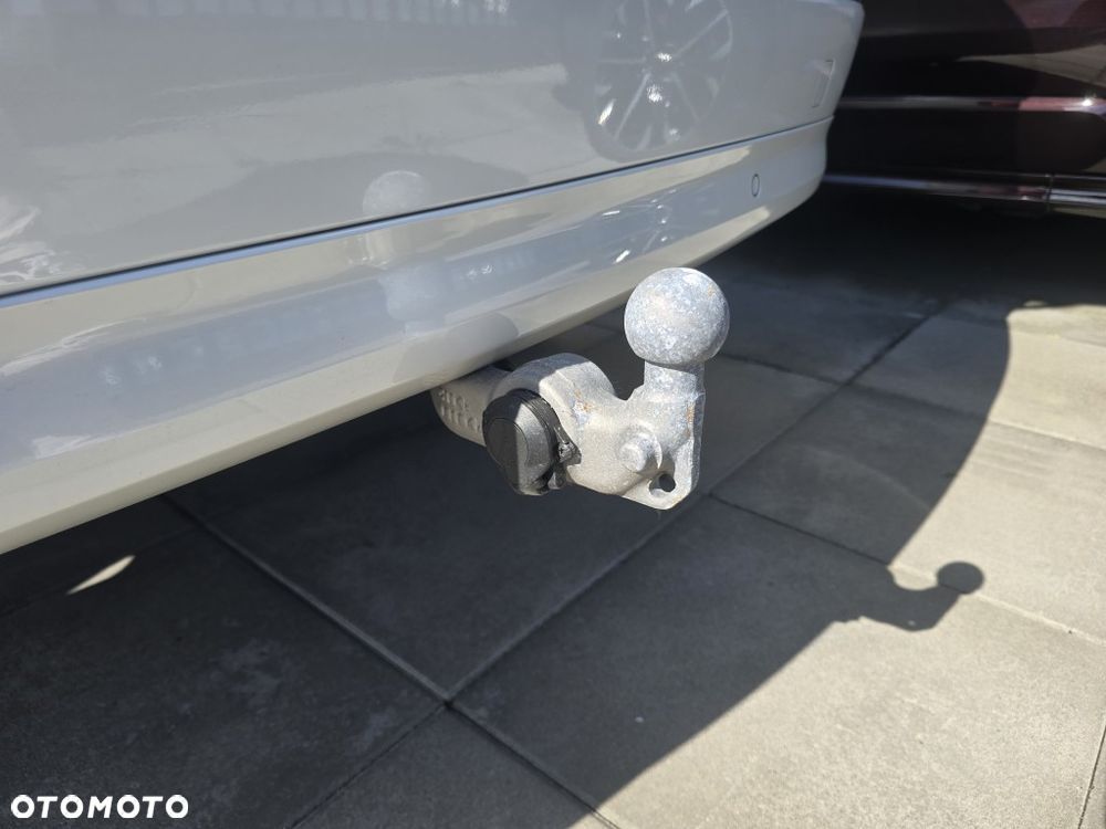 Volvo XC 90 T8 AWD Plug-In Hybrid Ultimate Bright 7os - 30