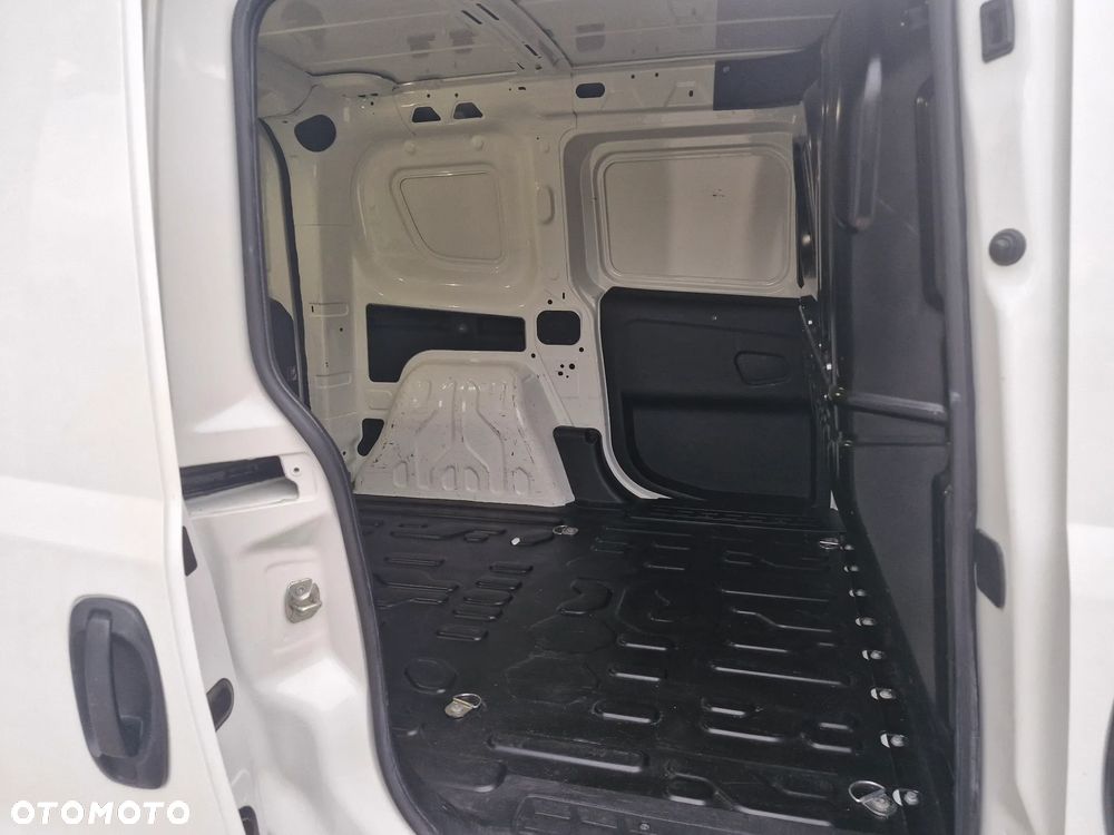 Fiat Doblo 1.6 Multijet 16V Easy - 26