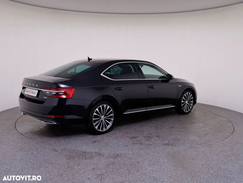 Skoda Superb 2.0 TDI 4X4 DSG Laurin & Klement - 6