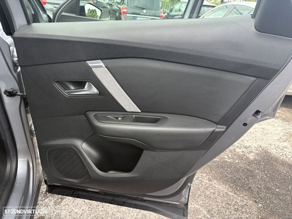 Citroën C4 1.2 PureTech Feel Pack EAT8 - 31