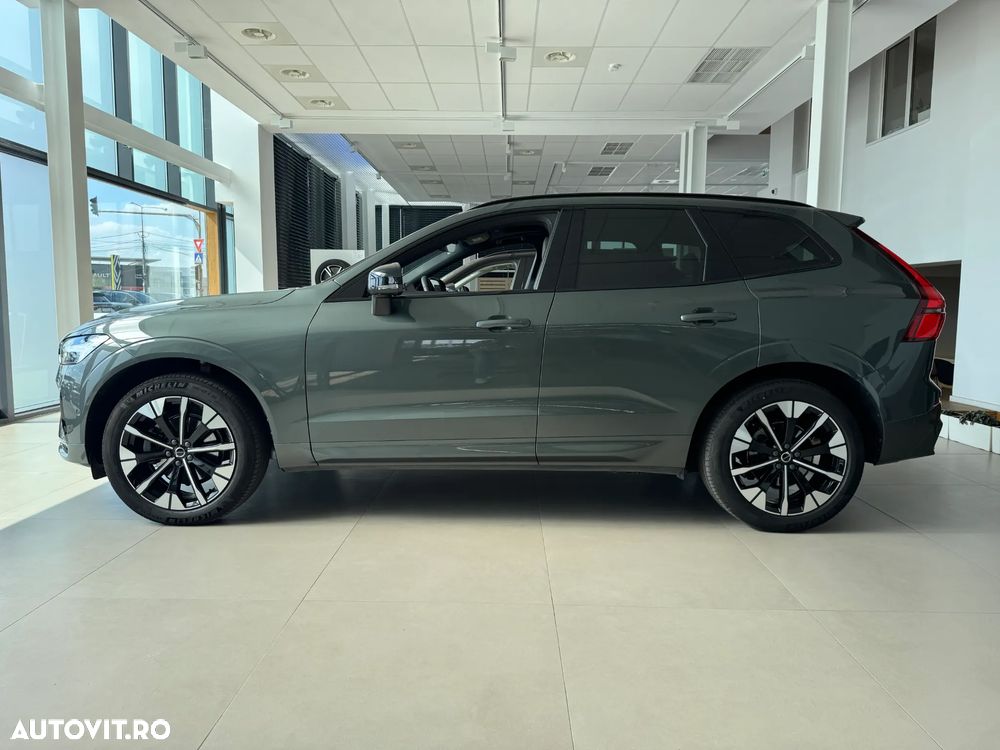 Volvo XC 60 B5 AT AWD MHEV Ultra Dark - 3