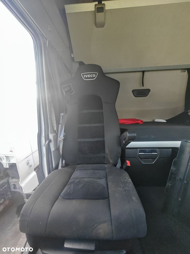 IVECO S-WAY FOTEL PASAŻERA PNEUMATYCZNY - 2