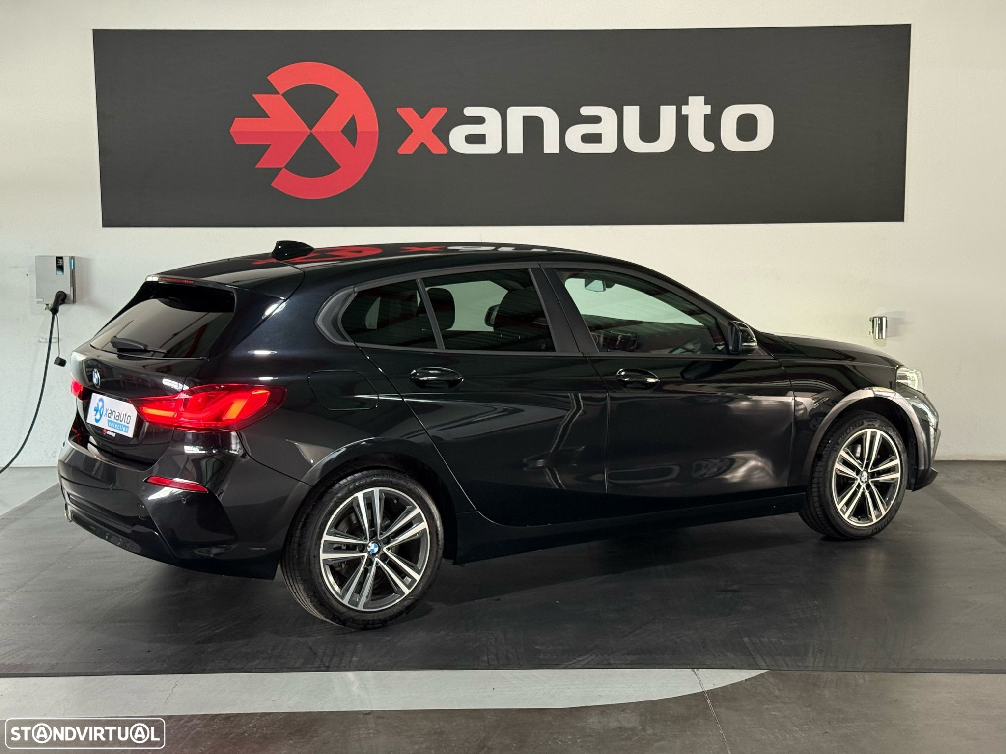 BMW 116 i Line Luxury - 2