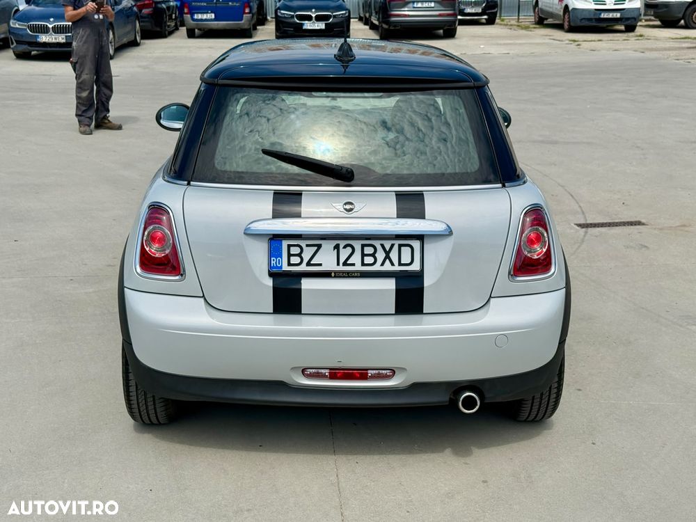 Mini Cooper D AT - 5