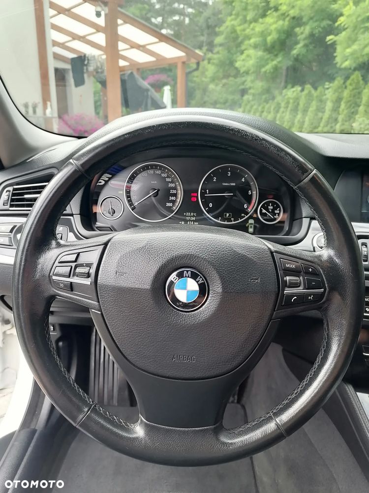 BMW Seria 5 520d - 12