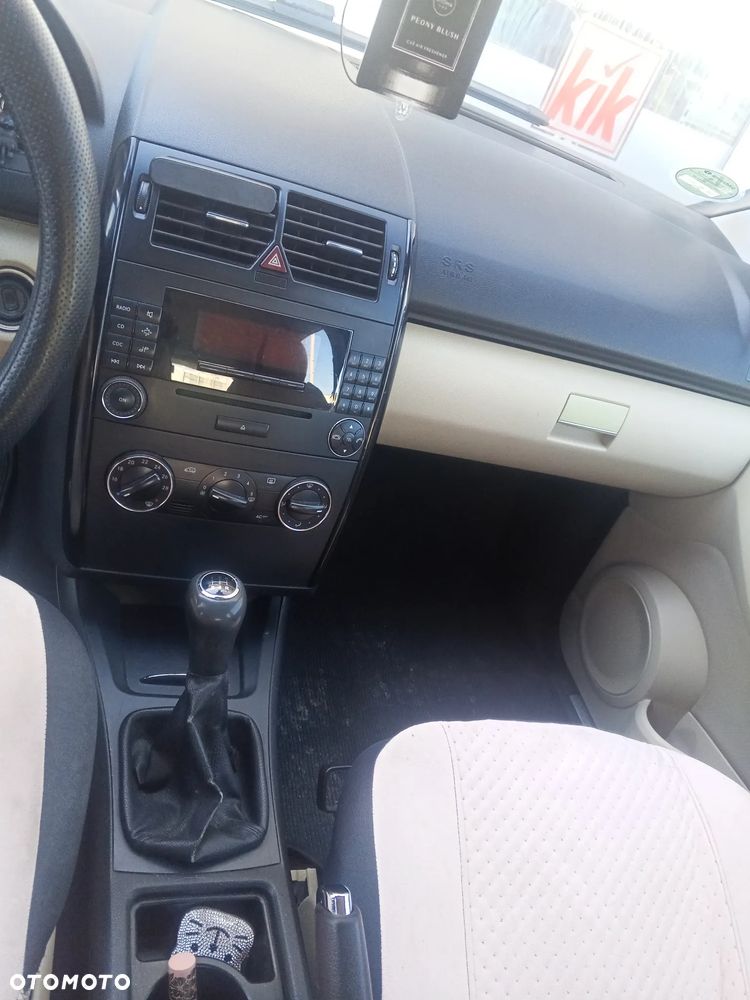 Mercedes-Benz Klasa A 150 - 23