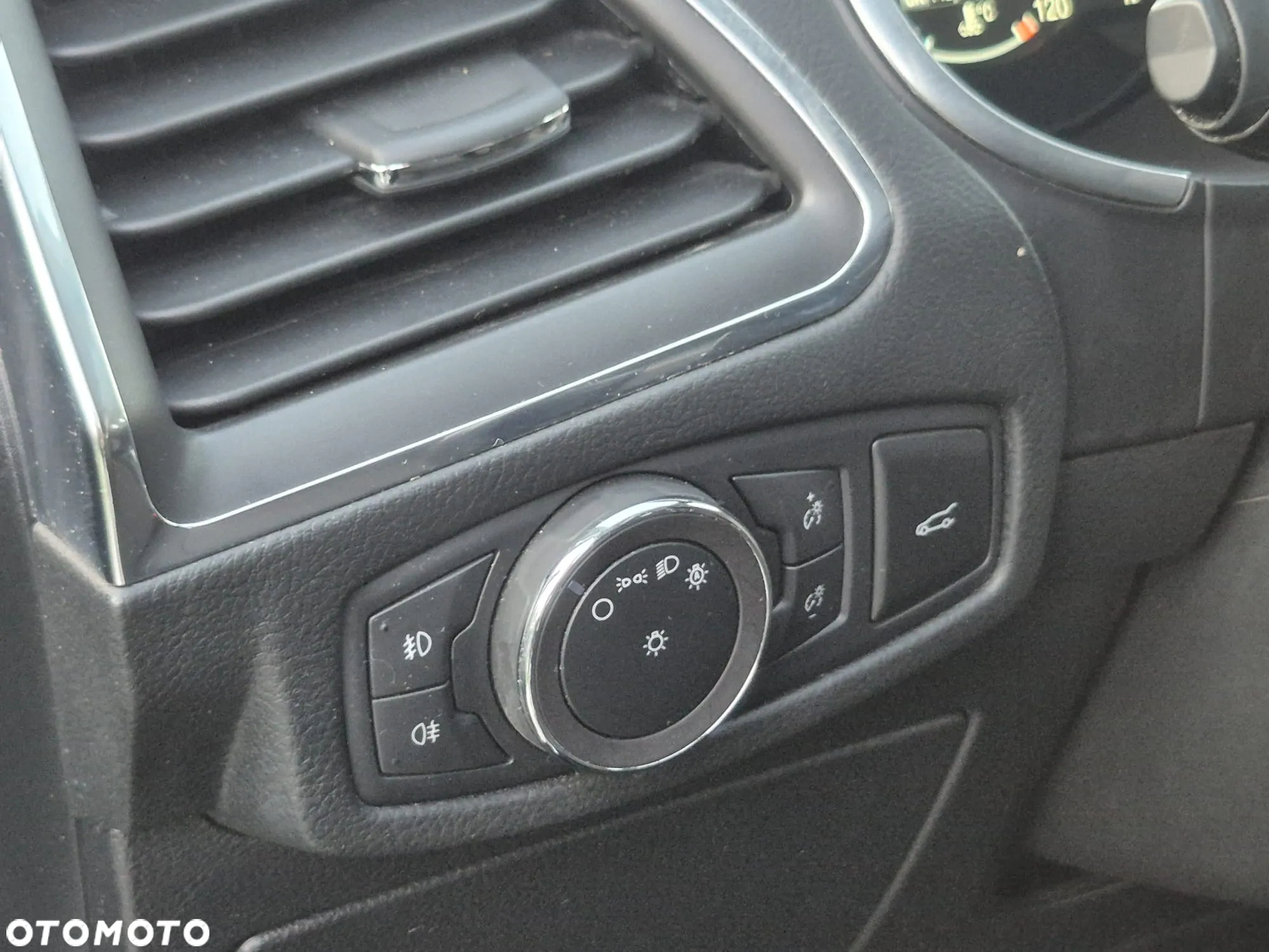 Ford S-Max 2.0 TDCi Titanium PowerShift - 20