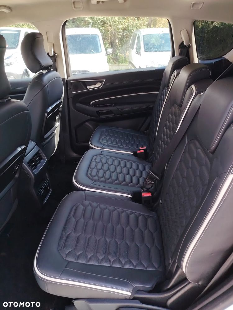 Ford S-Max - 31