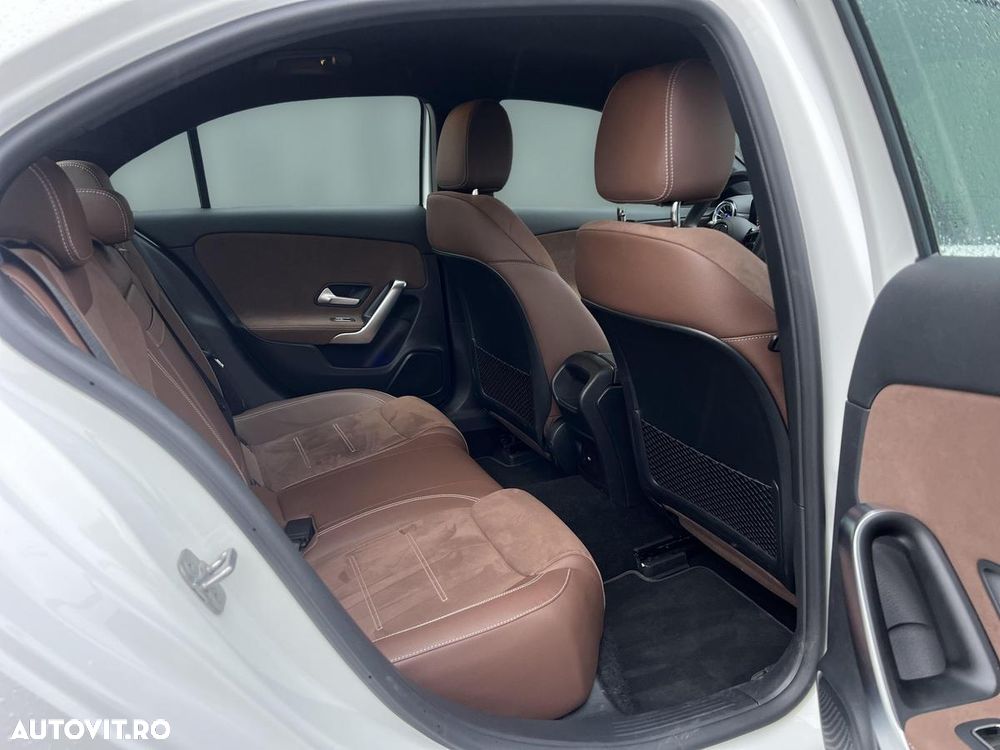 Mercedes-Benz A 220 - 15